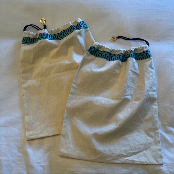 TORY Burch Dust Bags Storage Drawstring Cloth Travel Lot Of 2. Approx 15x11.5” - Picture 15 of 15